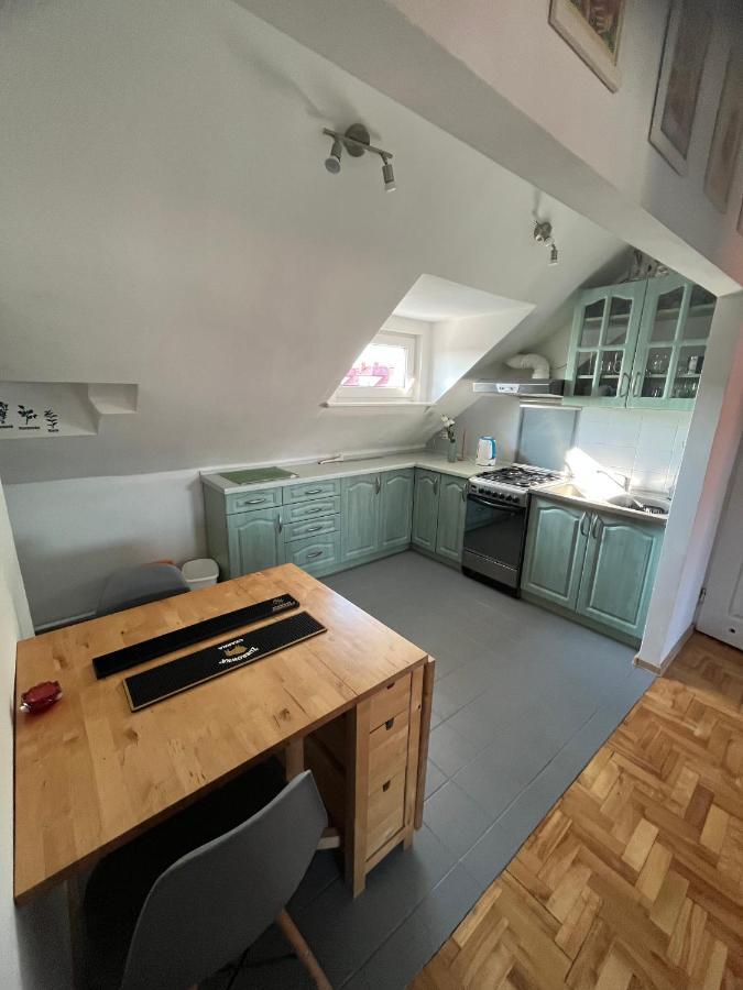Apartament Kolobrzeska Mansarda, Narutowicza 8 코워브제크 외부 사진